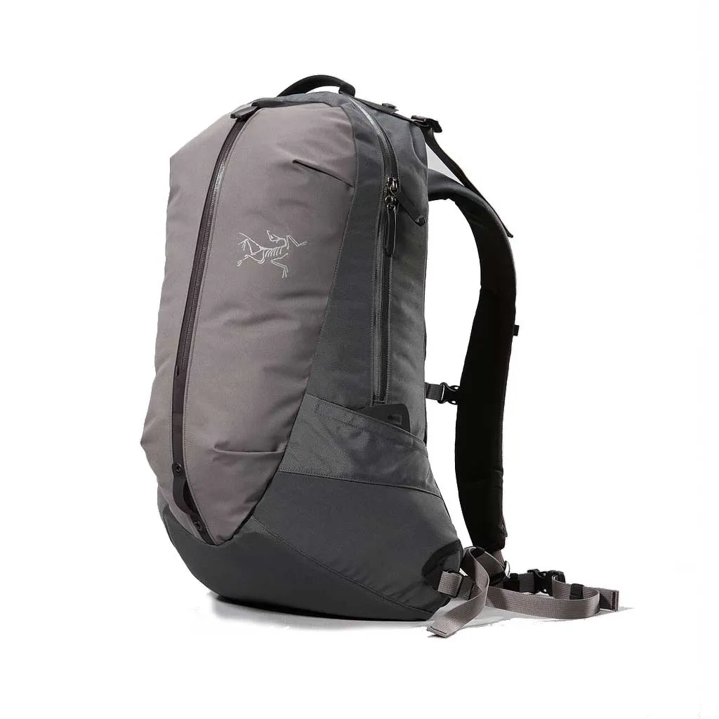 Arcteryx Arro 22 Backpack - Cloud