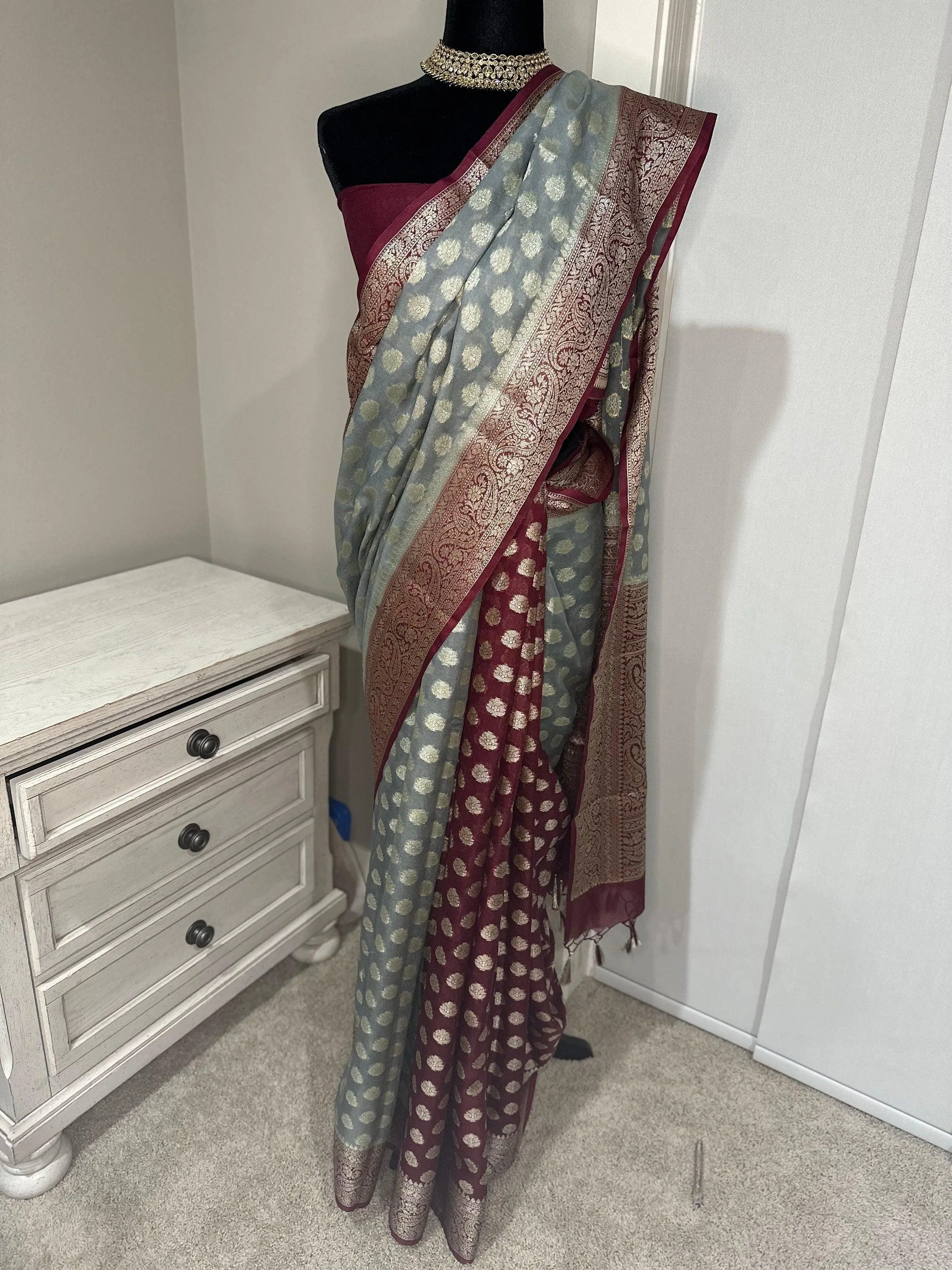 Banarasi Georgette Saree - contrast pleats and body