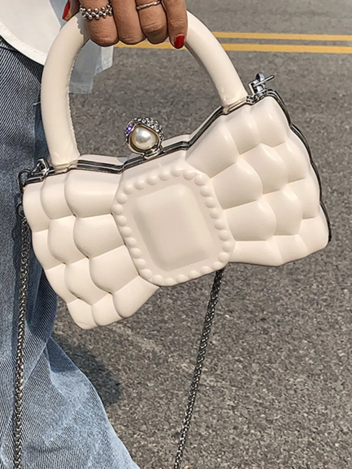 Confident Girl Bow-Shaped Crossbody Bag