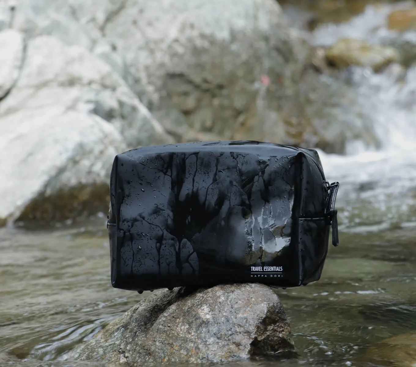 HYDRO DOPP KIT