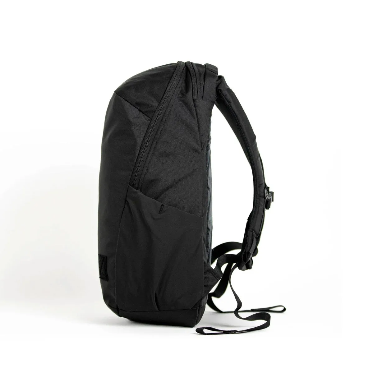 [PO] EVERGOODS : Civic Half Zip 26L : Solution Dyed Black